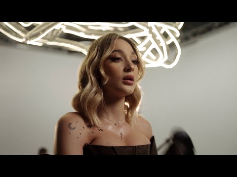 Francis On My Mind - I'm Alright (Chandelier Live Session)