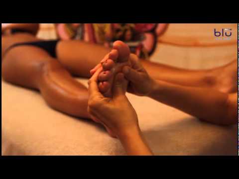 Complessi di ginnastica medica con una malattia toracica osteocondrosi Dolore costante dolorante al collo