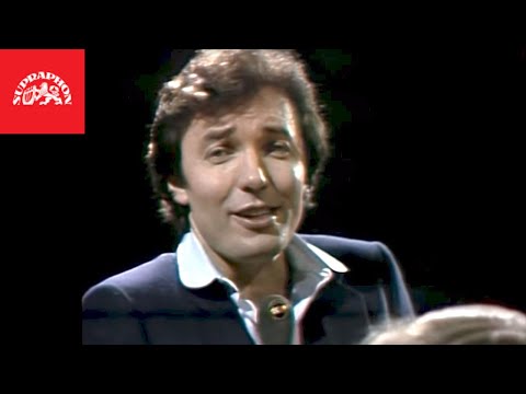 Karel Gott - Stokrát chválím čas (oficiální video)