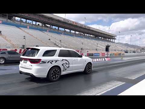 2021 Dodge Durango Hellcat 1/4 mile drag race against Mustang 1st round of eliminations at LVMS