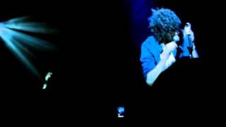 Julian Perretta - Somebody Love Me Now @ Alhambra (Paris)