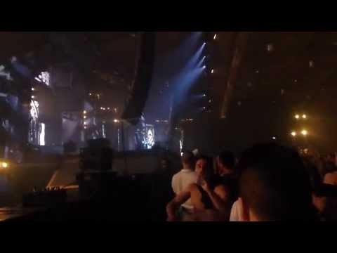 Noize Suppressor Live vs Mad Dog Live THE END :(  - Masters Of Hardcore 2014