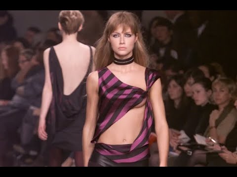 GIVENCHY Fall 2000 Paris - Fashion Channel