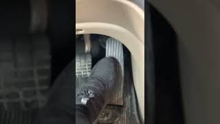 Cascadia 2017 DEF red light blinking truck is not responding Part 1