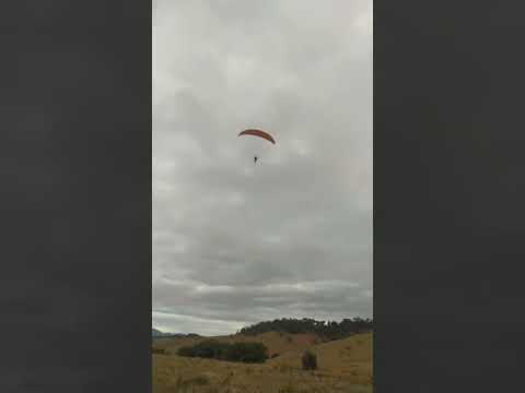 VÔO Paramotor Sthill MS 660. Piloto Gleison Rodrigues. Cidade uba Minas Gerais. Obrigado meu Deus.