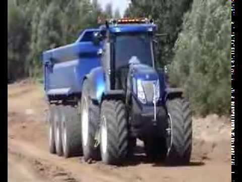 T7070 New Holland Blue Power AutoCommand Tractor