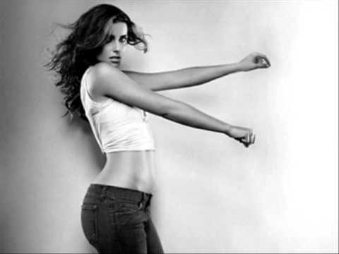 NELLY FURTADO  ~~ SAY IT RIGHT ELECTRONICA (REMIX)