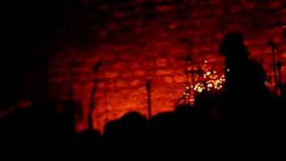 Angus &amp; Julia Stone - Chocolates And Cigarettes (Live in Paris 2010).MOV
