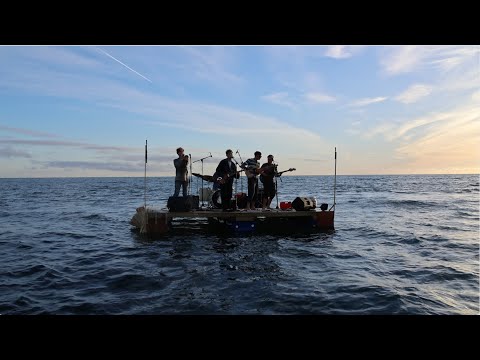 Louis Cardozo Ft. The Jam Collective - Going Under (Live Raft Session)