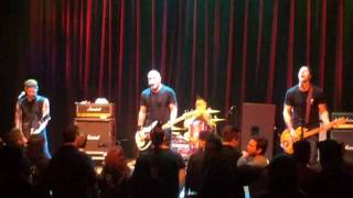 CJ Ramone- Run Around (Live in Winnipeg 05/08/2017)