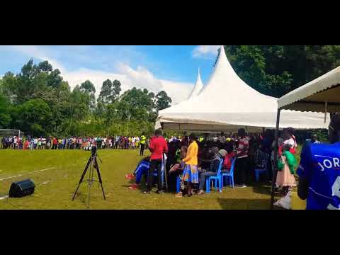 Vickyoung performing  Noraita at Magena | Christian eve prt 2