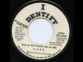 1975 Identify 45: A.A.B.B. – Pick Up the Pieces One by One/C.O.L.D.