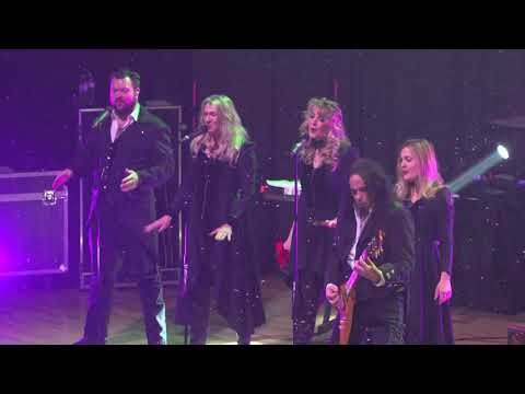 The Wizards of Winter " Gonna Snow" live