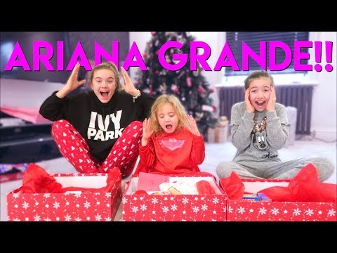 download lagu mp3 mp4 Ariana Grande Christmas Presents, download lagu Ariana Grande Christmas Presents gratis, unduh video klip Ariana Grande Christmas Presents
