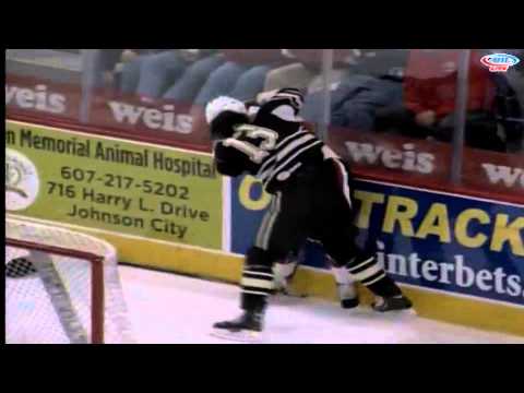 Josh Brittain vs Mark Borowiecki