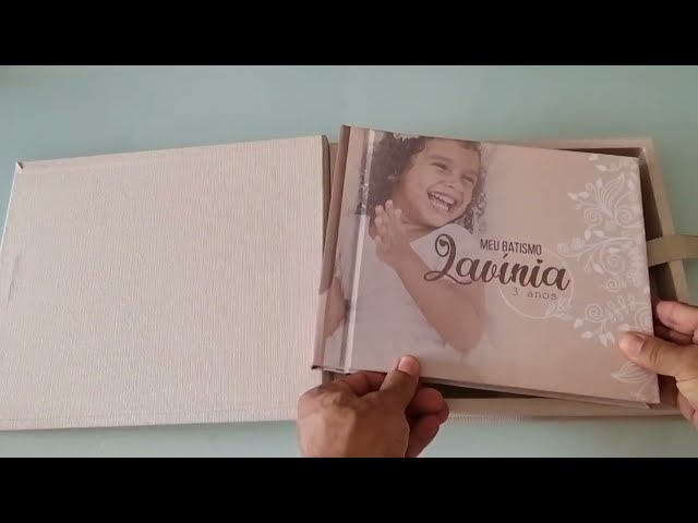 Álbum 20X25 Batizado Menina