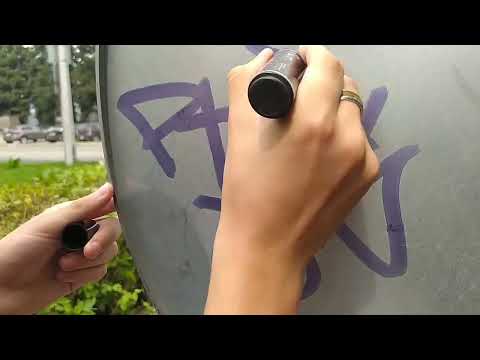 Tagging and graffiti in the outgoing summer.[PTYTb'CREW]