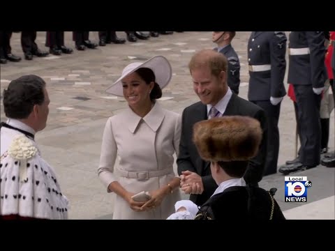 Royal family arrives to St. Paul’s Cathedral for thanksgiving service