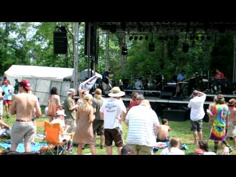 Perpetual Groove at Amberland - "Life"