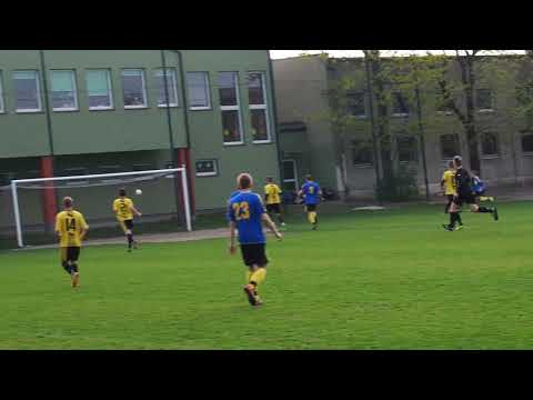 Canarinhos Skórzewo - Polonia II Środa Wlkp. - skrót meczu