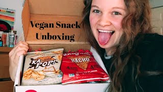VLOGMAS DAY 1: Unboxing Vegan Snack Box from Amazon