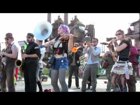 Emperor Norton's Stationary Marching Band @ Gas Works Park