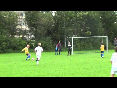 Int. toernooi Nieuweschoot: Sc Franeker E2 - GVO Oldenburg E1