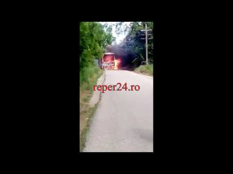 Incendiu autobuz dn 57 A