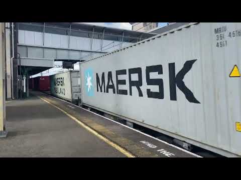 90004 & 90014 at Nuneaton working a Freightliner service south