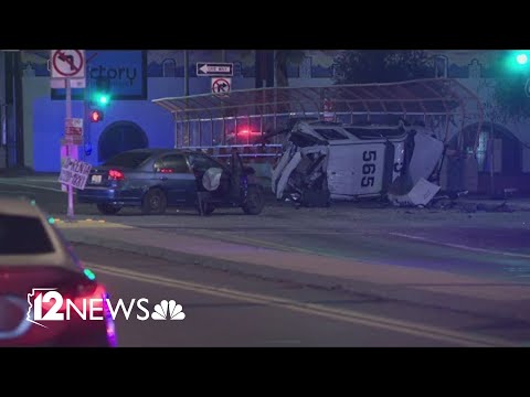 Phoenix police officer indicted on felony charges