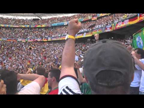 Alemanha 4 x 0 Portugal - Primeiro gol de Thomas Müller - Copa do Mundo 2014