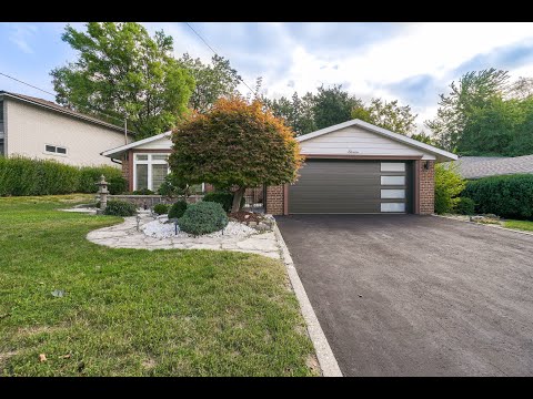 11 Valentine Drive North York Home for Sale - Real Estate Properties for Sale