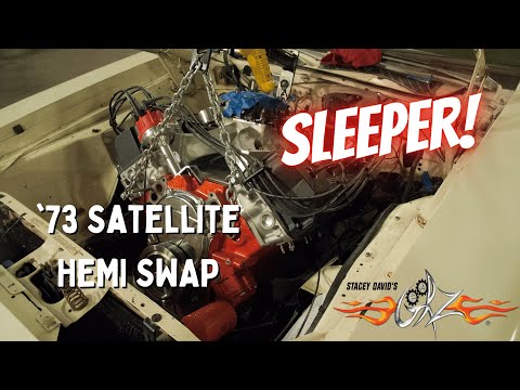 73 Plymouth Satellite SLEEPER Hemi Install! Street Sweeper Part 3 - Stacey David\'s Gearz S8 E13