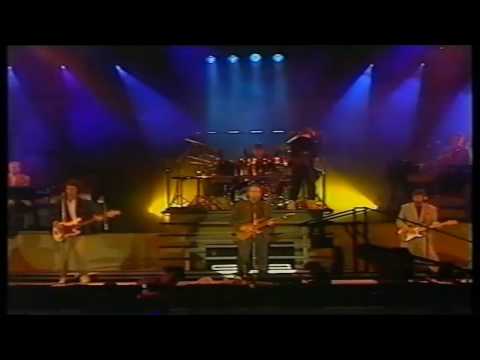 Dire Straits - Solid Rock (with Eric Clapton) (Live @ Wembley Arena, 1988) HD