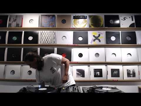 Steffi at Carpet & Snares for Move the Record