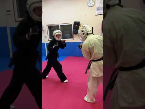 ビジネスマンクラススパーリング2 #総合格闘技 #武道塾 #空手
