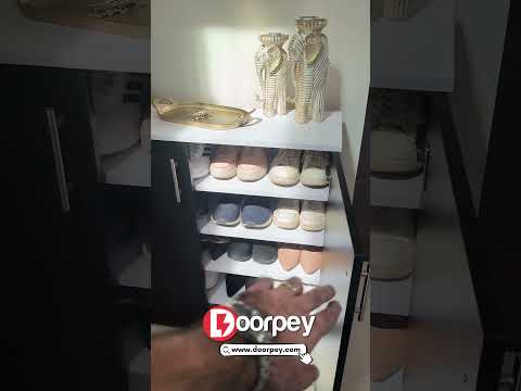 Product video thumbnail