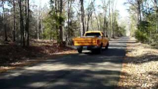 preview picture of video '1993 dodge ram drive by and burnout LOUD!!'