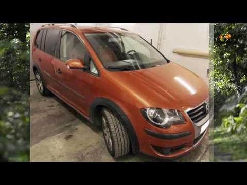 Teorin: 18-åringen styrdes att knivhugga hennes föräldrar i stugan