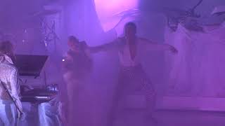 Robyn (Live) - Because It's In The Music