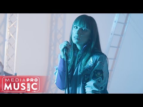 AnaNia - Fiecare minut (Online Video)