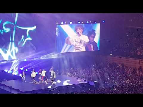 180915 Stray Kids - DNA/ Hard Carry; SOMI - Roller Coaster Cover @KBS MUSIC BANK IN BERLIN (Germany)