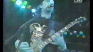 Biohazard - What Make Us Tick (Live - Donington 1994)