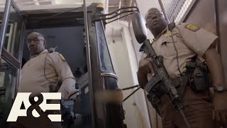 60 Days In: Mass Evacuation Drill (Season 3 Flashback) | A&amp;E