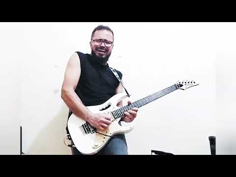 Iron Maiden - New Frontier (Solo) By WALLACE CRUE