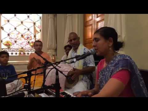 Kirtan - Radhika Mataji and Madhava Prabhu