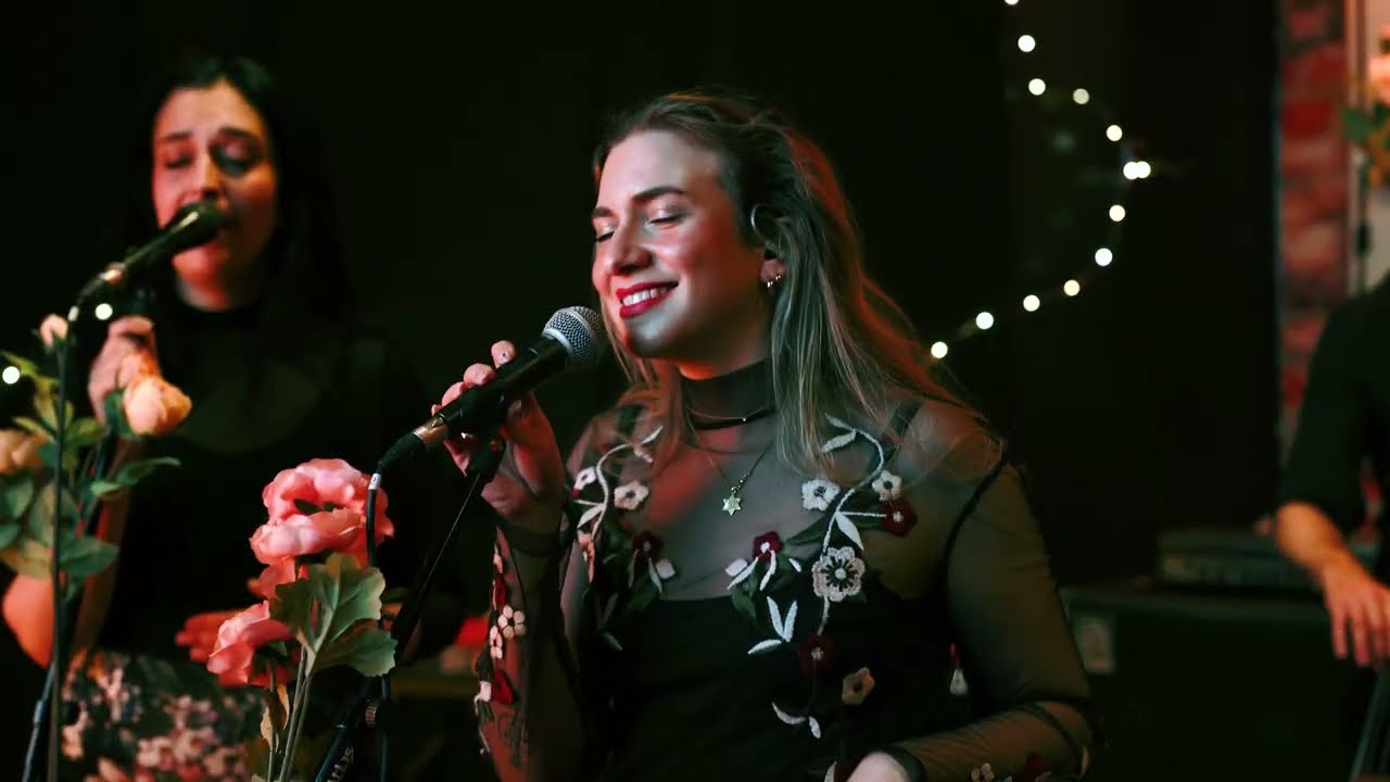 Cheek to Cheek (Ella Fitzgerald & Louis Armstrong cover)