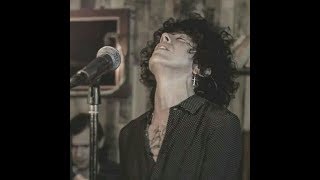 LP -( Laura Pergolizzi)  Switchblade versione live   con TESTO