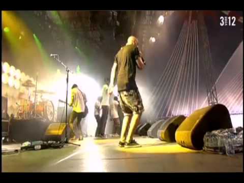 Dio Ft. Sef & Go Back to the Zoo - Tijdmachine @ Lowlands 2010