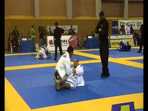 Pedro Bessa vs Bruno Alves Europeans 2011